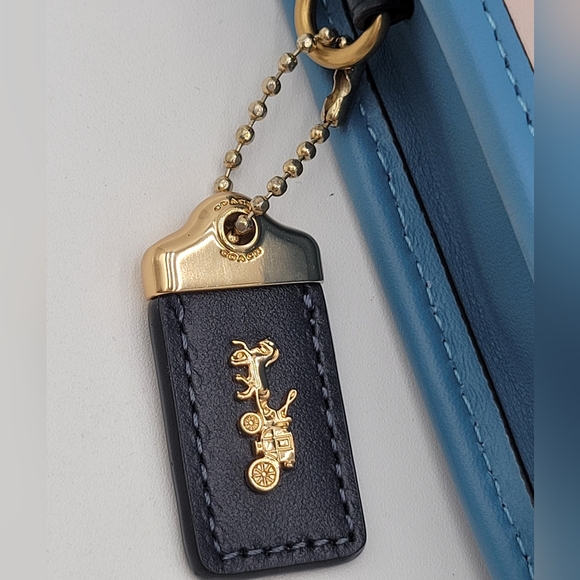 ❤️NEVER USED!!❤️ Coach 1941 Britt Wristlet in Colorblock - Picture 7 of 11